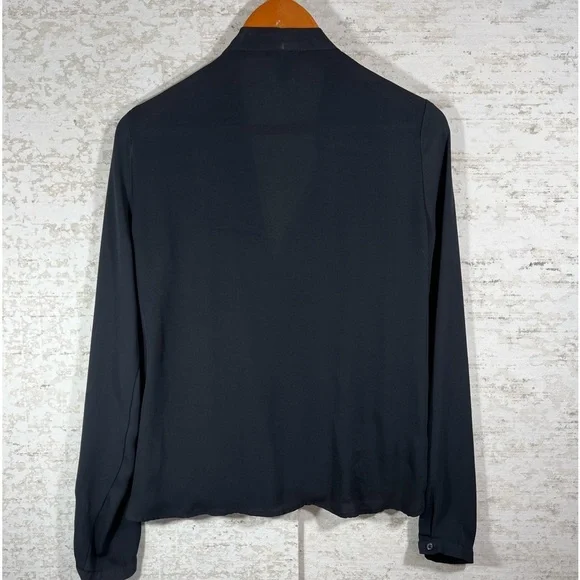 FOREVER 21 Black Flirty Front Crossed Blouse Size Large - Picture 4 of 8